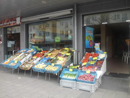 Rob Kop Groentenspecialist Betjewolfstraat 168 070-3881007