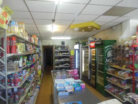 Keurige avondwinkel voor alles wat je nodig hebt!