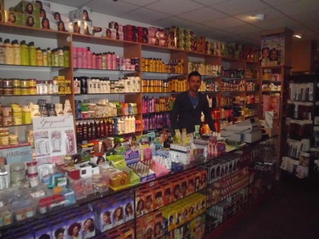 A & F Cosmetics Hobbemaplein 52-77 070-3888790 www.afcosmetics.nl