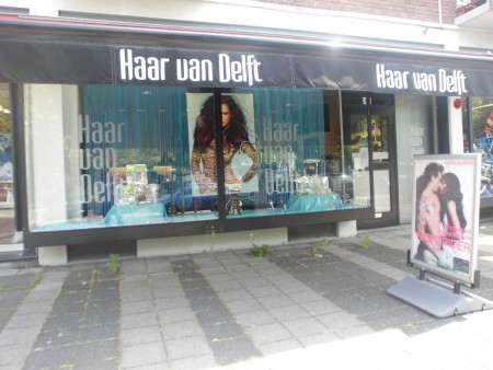 Van Schuylenburchstraat 64 015-2123192 maandag gesloten di-vrij 09.00-17.30 zat 08.30-16.00